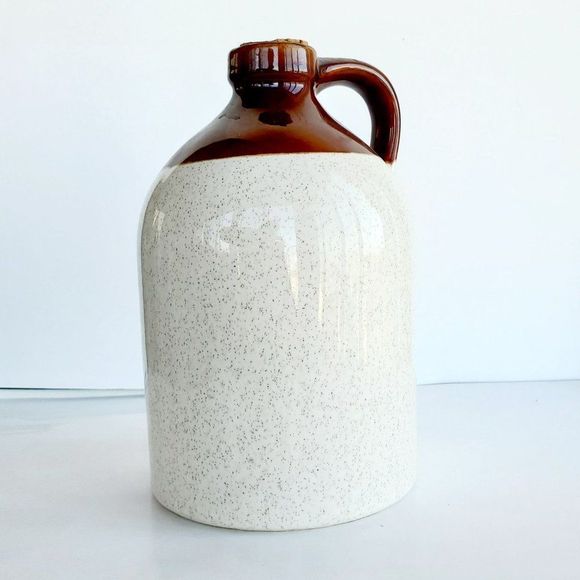 Vintage Glazed Ceramic Jug, American Gothic, McCoy - Picture 8 of 8